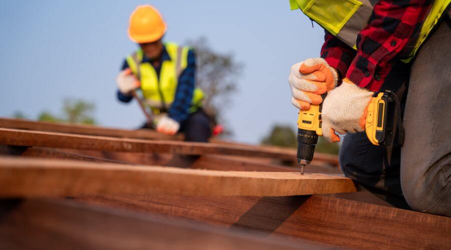 Expert Emergency Roof Repairs services in Owatonna, MN
